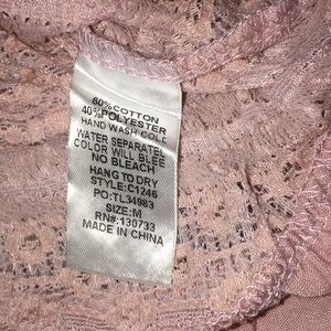 Umgee Tops - Umgee top size M in blush pink New Umgee Tops - Umgee top size M in blush pink New